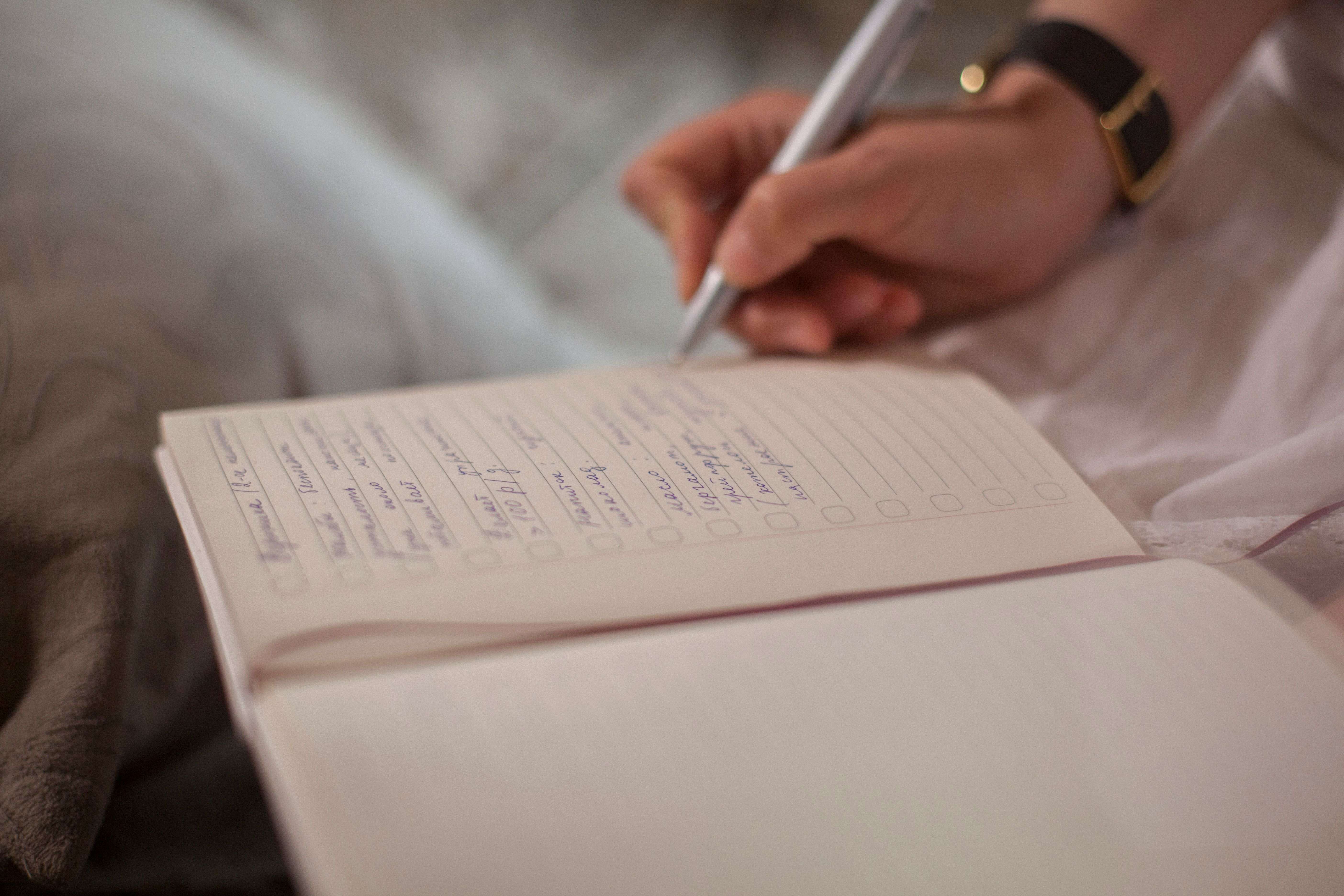the communication habits that build executive credibility